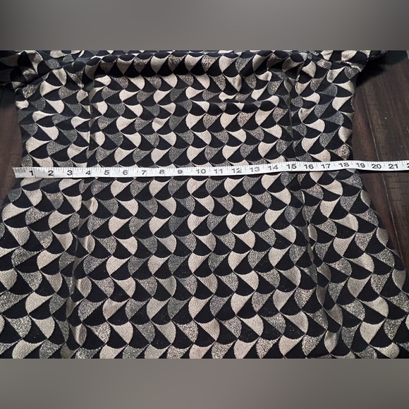 Ann Taylor Classic Geo Jacquard Flare Dress Black/Gold  Size 14 - Picture 8 of 15